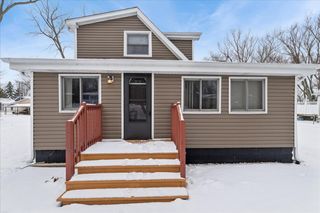 39224 Willow Lane, Antioch, IL 60002