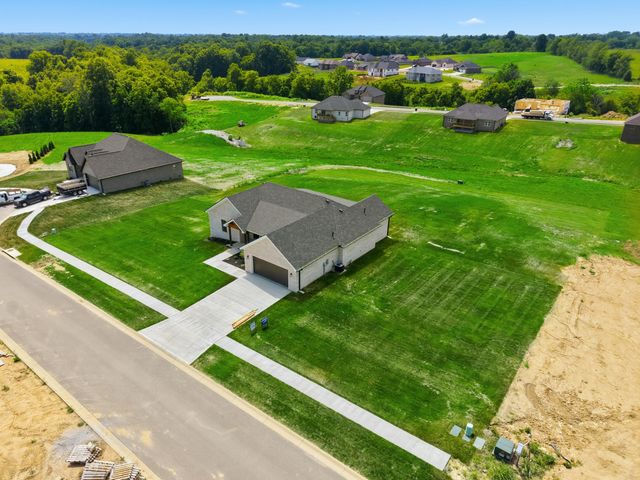 212 Carhartt Drive, Richmond, KY 40475