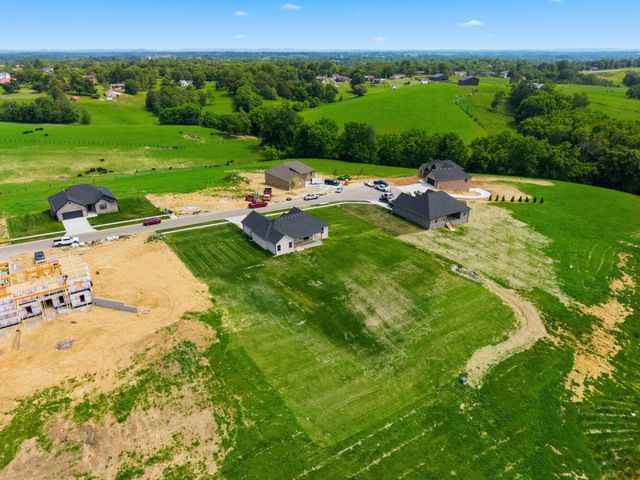212 Carhartt Drive, Richmond, KY 40475