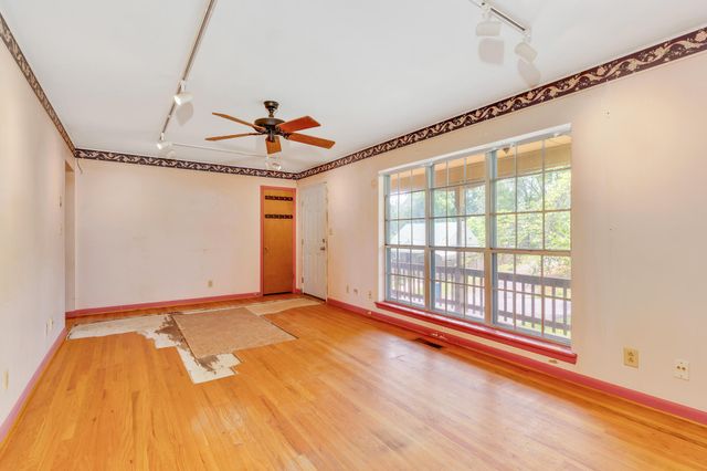 207 Regal Drive, Chattanooga, TN 37415