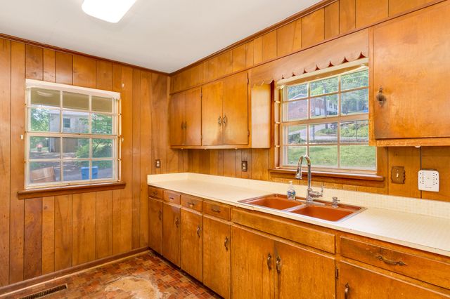 207 Regal Drive, Chattanooga, TN 37415