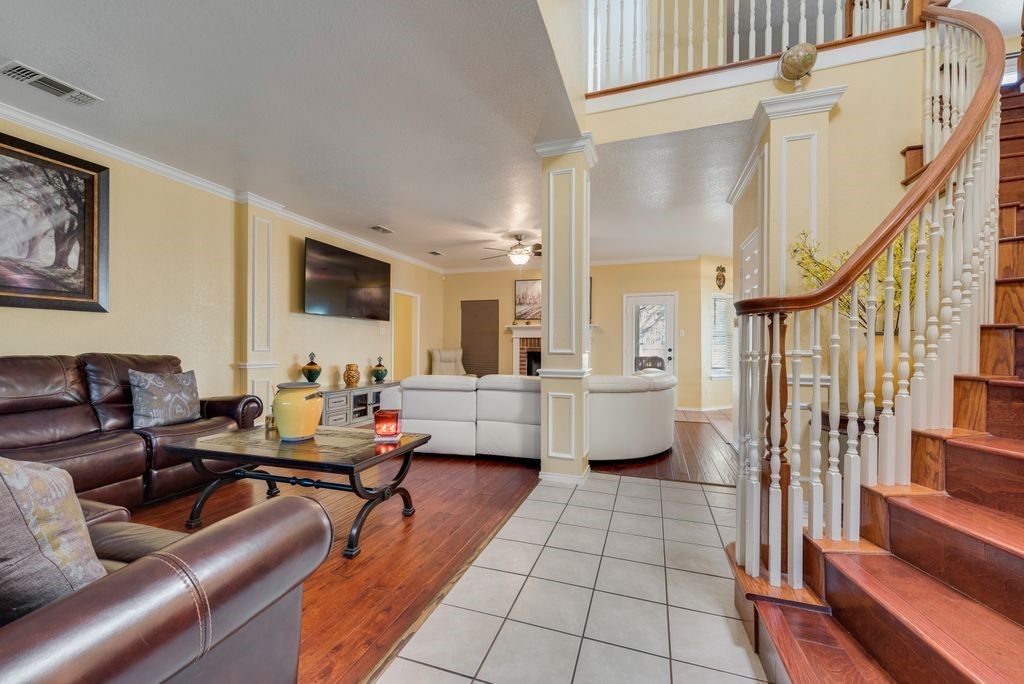 6405 Creekbend Court, Arlington, TX 76001 — photo 3