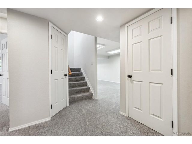 1279 S Allison St, Lakewood, CO 80232