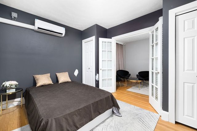 56 Elm 10, Worcester, MA 01609