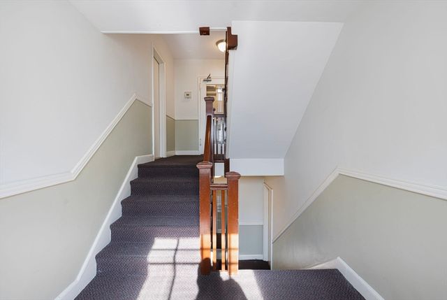 56 Elm 10, Worcester, MA 01609