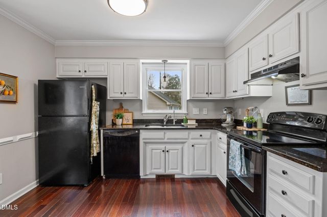 4116 Cary Oaks Drive, Apex, NC 27539