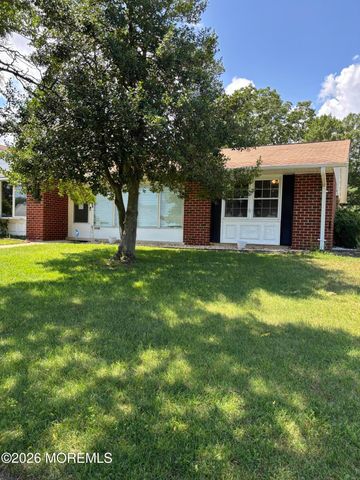 1023D Shetland Drive, Lakewood, NJ 08701