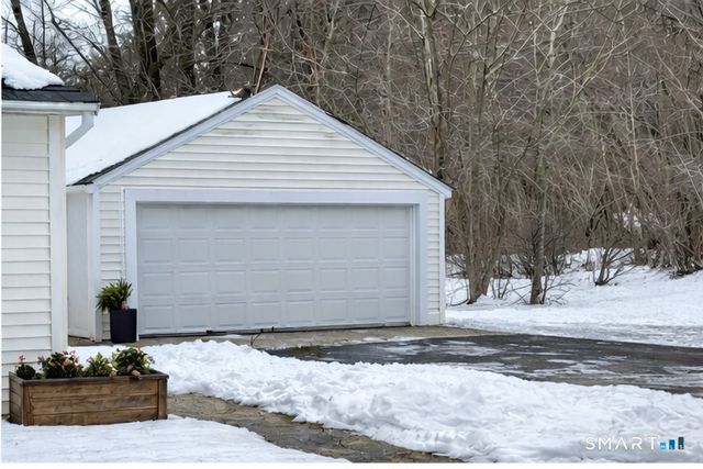 12 Frances Street, Montville, CT 06382