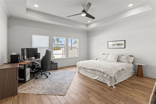13538 Catamaran Dr, Corpus Christi, TX 78418