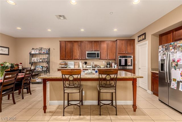 2012 Canvas Edge Drive, Henderson, NV 89044