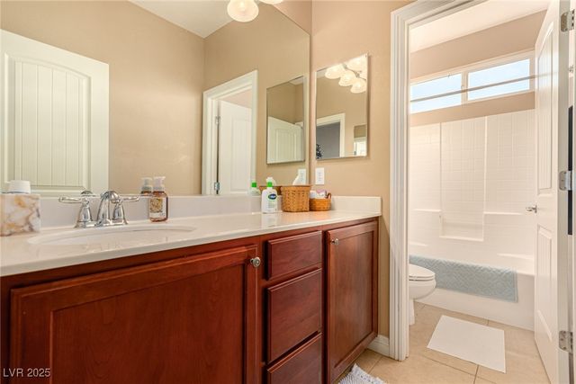 2012 Canvas Edge Drive, Henderson, NV 89044