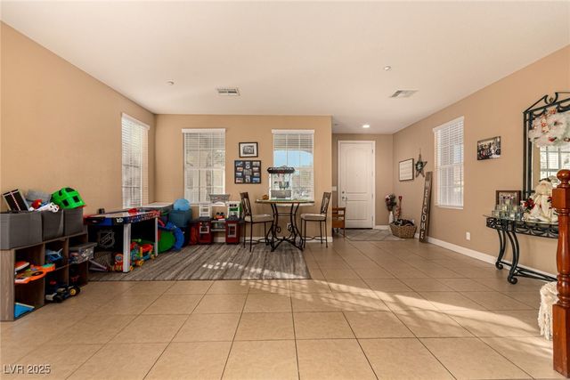 2012 Canvas Edge Drive, Henderson, NV 89044