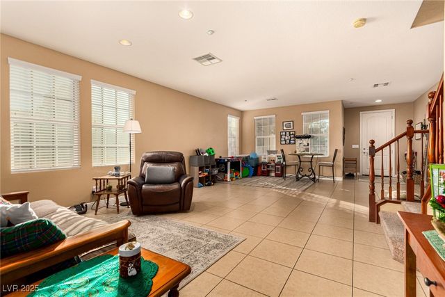 2012 Canvas Edge Drive, Henderson, NV 89044