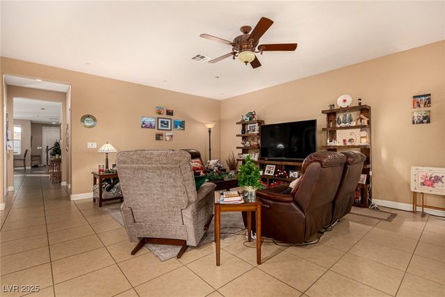 2012 Canvas Edge Drive, Henderson, NV 89044