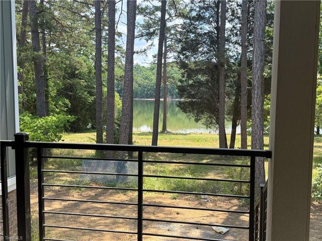 136 Serenity Pointe, Denton, NC 27239