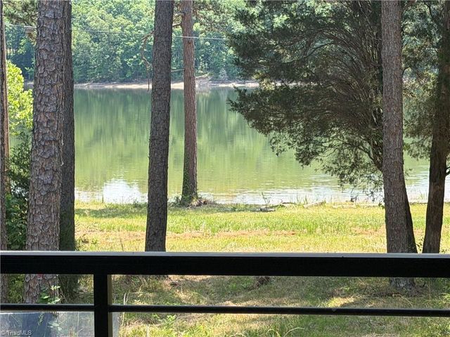 136 Serenity Pointe, Denton, NC 27239