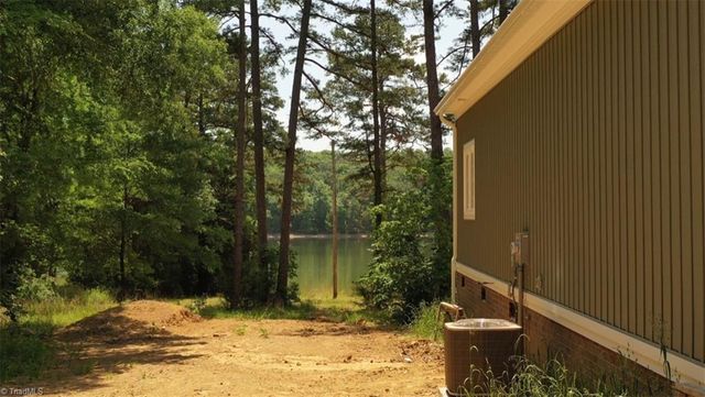 136 Serenity Pointe, Denton, NC 27239