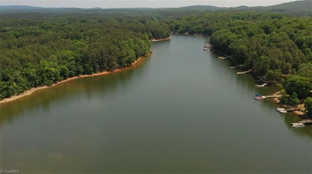 136 Serenity Pointe, Denton, NC 27239