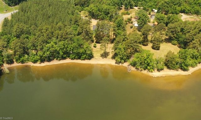 136 Serenity Pointe, Denton, NC 27239