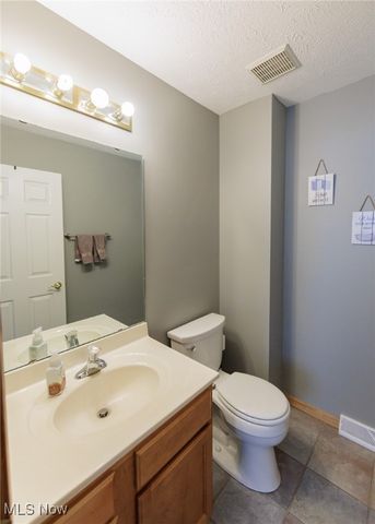 4265 Rolling Hills Drive, Brunswick, OH 44212