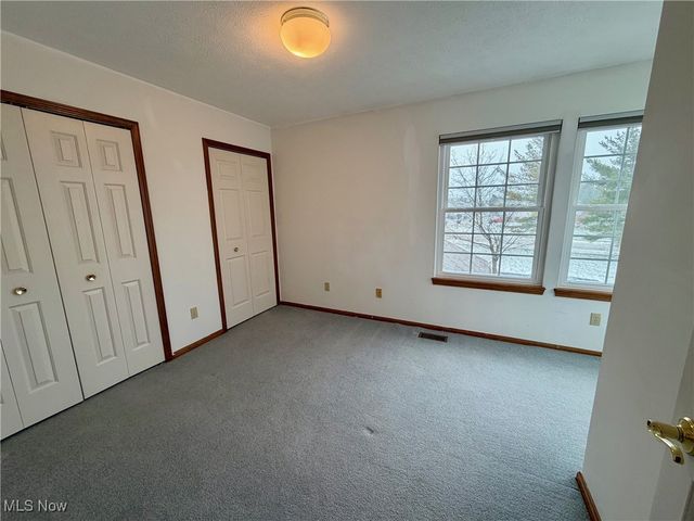 4265 Rolling Hills Drive, Brunswick, OH 44212