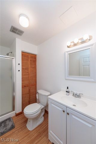 4265 Rolling Hills Drive, Brunswick, OH 44212