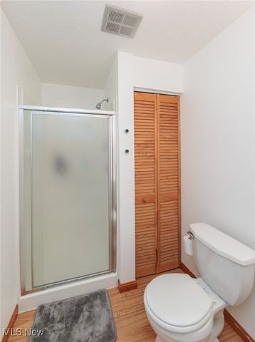 4265 Rolling Hills Drive, Brunswick, OH 44212