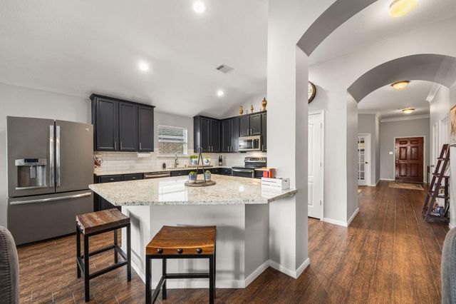 831 Shenandoah Falls Lane, Rosenberg, TX 77469