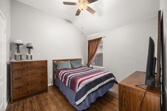 831 Shenandoah Falls Lane, Rosenberg, TX 77469