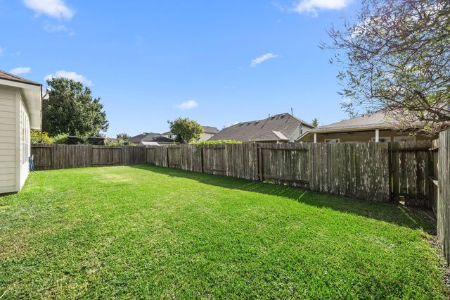 831 Shenandoah Falls Lane, Rosenberg, TX 77469