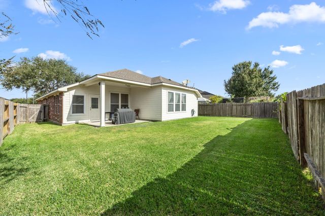 831 Shenandoah Falls Lane, Rosenberg, TX 77469