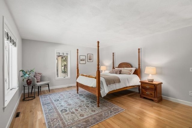 11 Wyncrest Circle, Andover, MA 01810