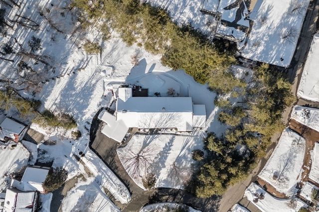 11 Wyncrest Circle, Andover, MA 01810