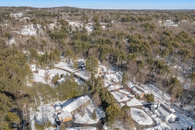 11 Wyncrest Circle, Andover, MA 01810