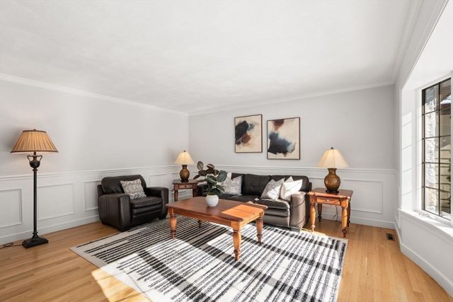 11 Wyncrest Circle, Andover, MA 01810