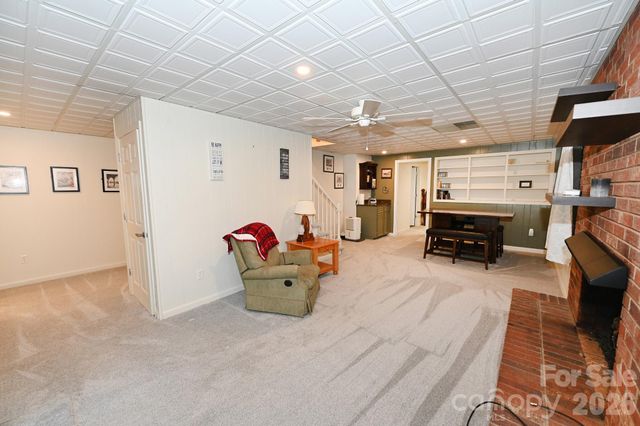3021 Cedar Crest Drive, Lenoir, NC 28645