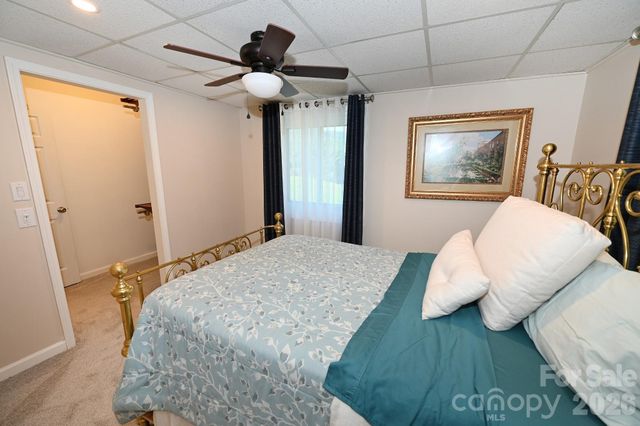 3021 Cedar Crest Drive, Lenoir, NC 28645