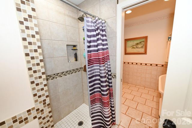 3021 Cedar Crest Drive, Lenoir, NC 28645