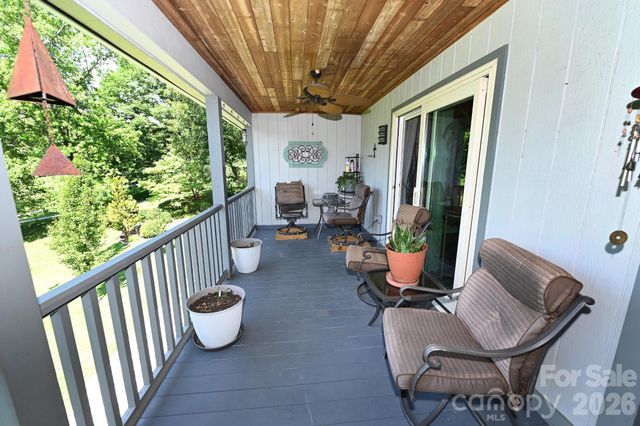 3021 Cedar Crest Drive, Lenoir, NC 28645
