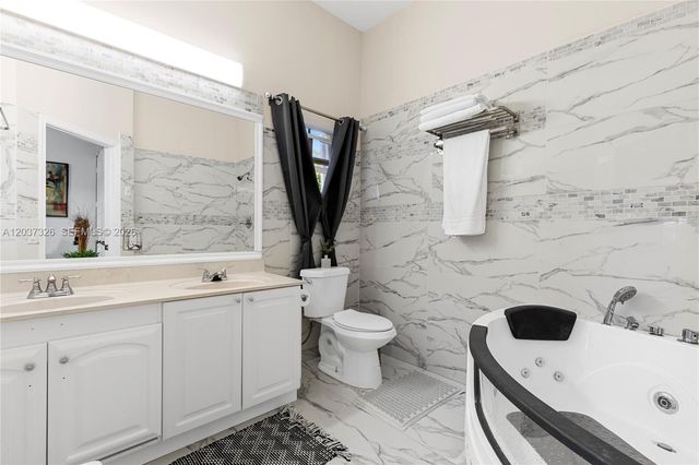 649 Willow Bend Road, Weston, FL 33327