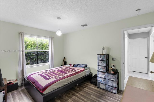 649 Willow Bend Road, Weston, FL 33327