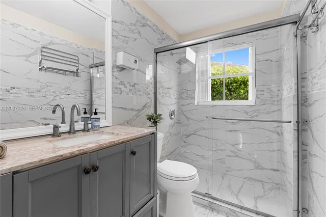 649 Willow Bend Road, Weston, FL 33327