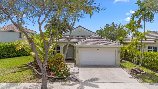 649 Willow Bend Road, Weston, FL 33327