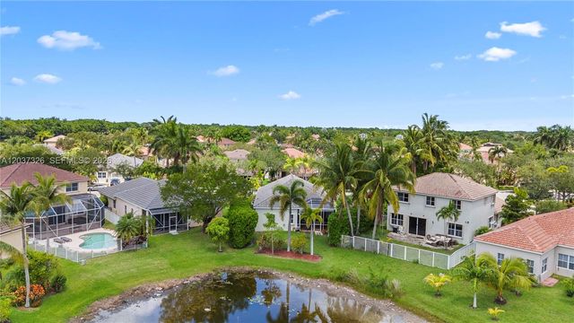 649 Willow Bend Road, Weston, FL 33327