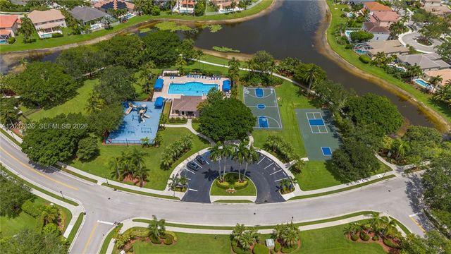 649 Willow Bend Road, Weston, FL 33327