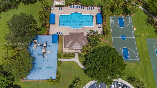 649 Willow Bend Road, Weston, FL 33327