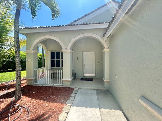 649 Willow Bend Road, Weston, FL 33327
