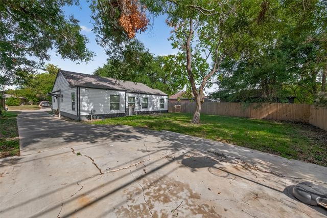 4826 Ventura Lane, Houston, TX 77021