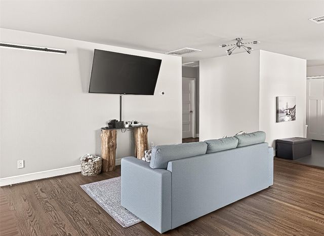 4826 Ventura Lane, Houston, TX 77021