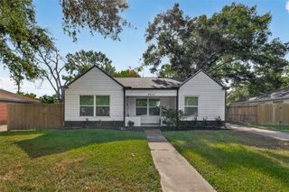 4826 Ventura Lane, Houston, TX 77021
